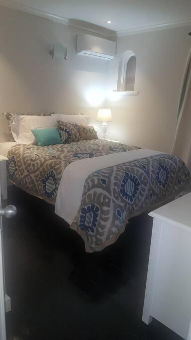 Negril Condo By The Beach Apt. 194 Point Village Esterno foto