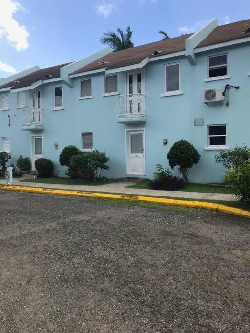 Negril Condo By The Beach Apt. 194 Point Village Esterno foto