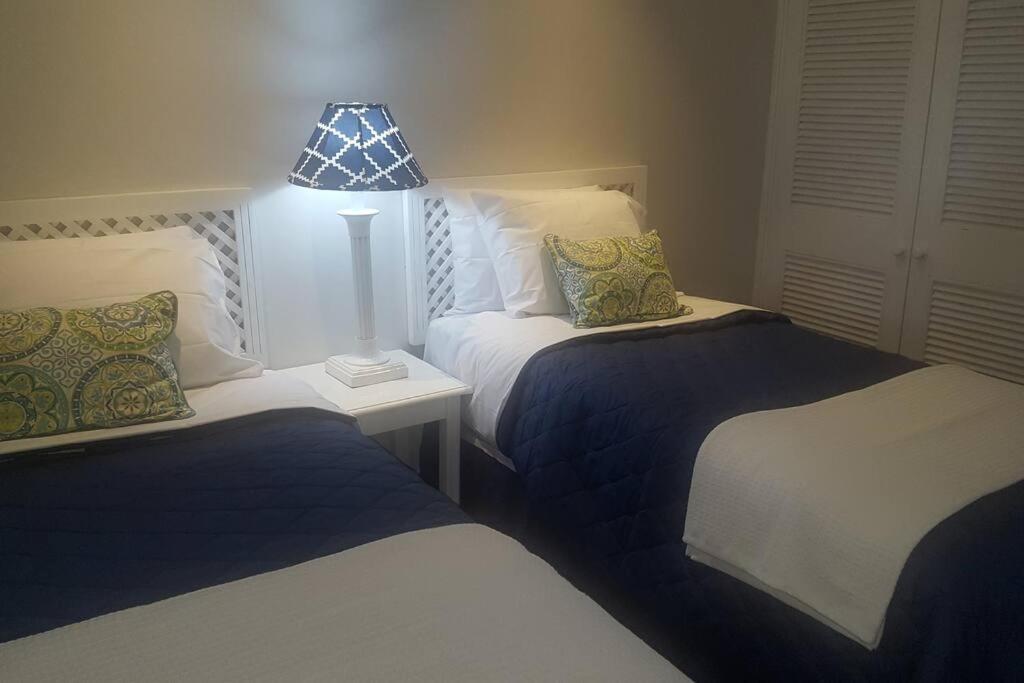 Negril Condo By The Beach Apt. 194 Point Village Esterno foto